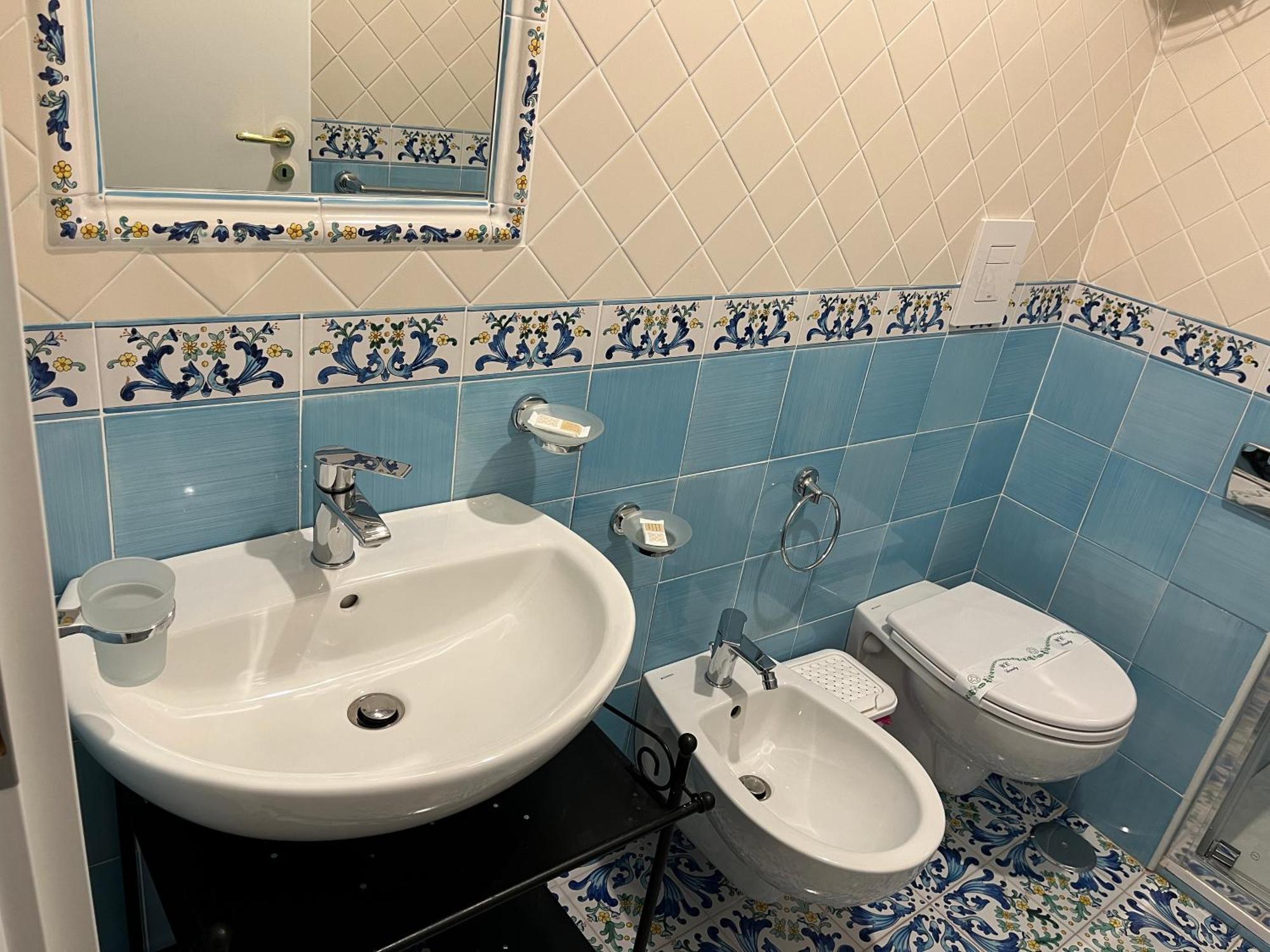 卡罗3号酒店 Vietri 外观 照片